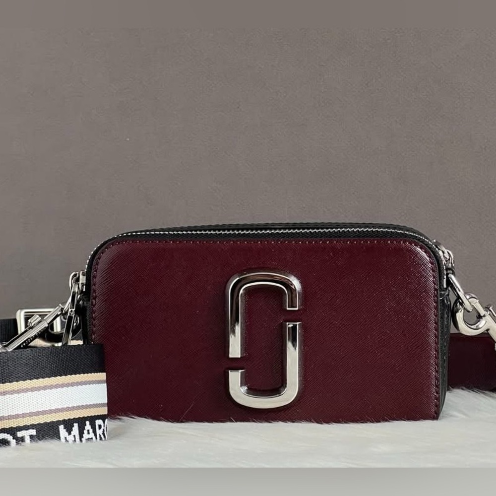 2S3HCR500H03- Marc Jacobs The Snapshot